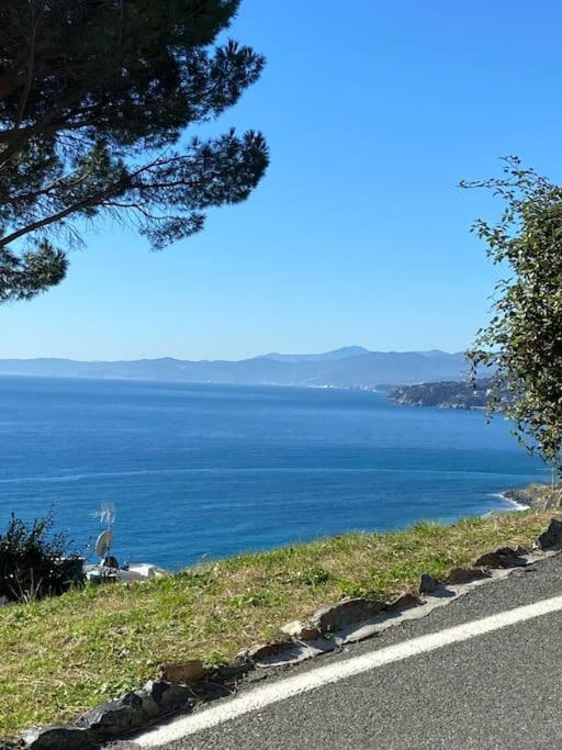 Appartamento Con Terrazza Vista Mare A 50 Mt Arenzano Bagian luar foto